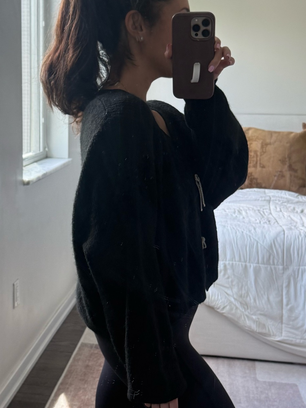 H&M Black Crystal Bow Tie-Front Women's Sweater - Picture 5 of 7